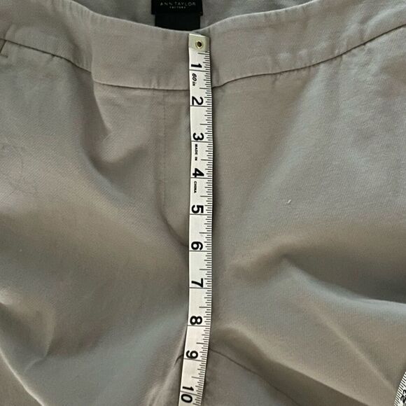 Ann Taylor Factory Ankle Cropped Cuffed Pants, Size: Curvy 4 - Picture 8 of 8
